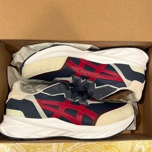 ASICS Tarther Blast ortholite sneakers. Men’s 8. Brand new in original box